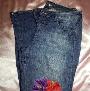 💙Beautiful Medium Stone Wash bootcut leg💙